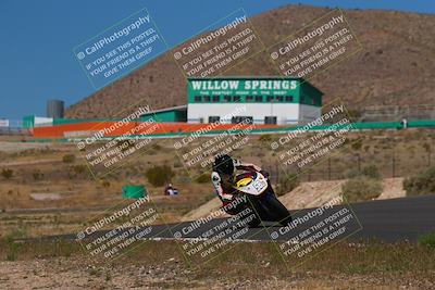 media/Apr-19-2025-AHRMA (Sat) [[3d98ca3309]]/Practice/Group 4/Turn 6/